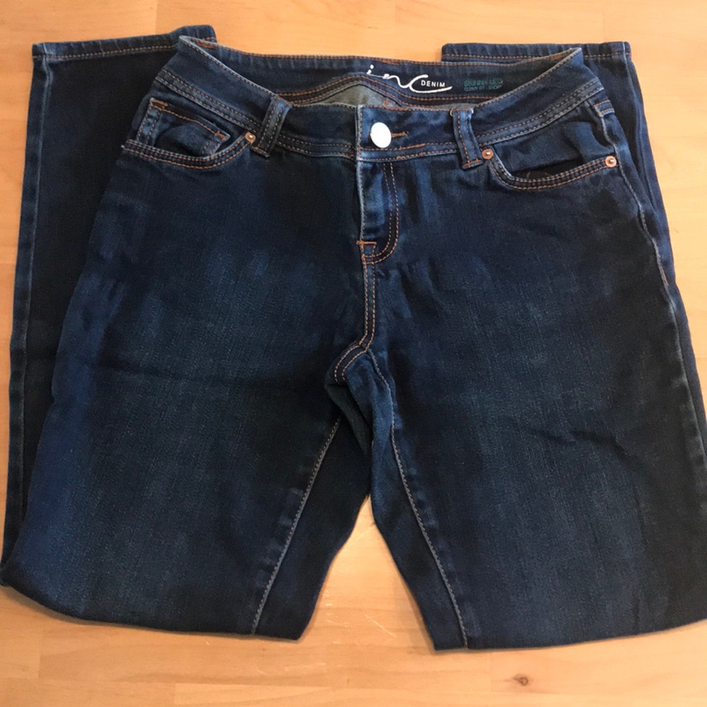 INC Skinny Leg Curvy Fit Size 4 Jeans